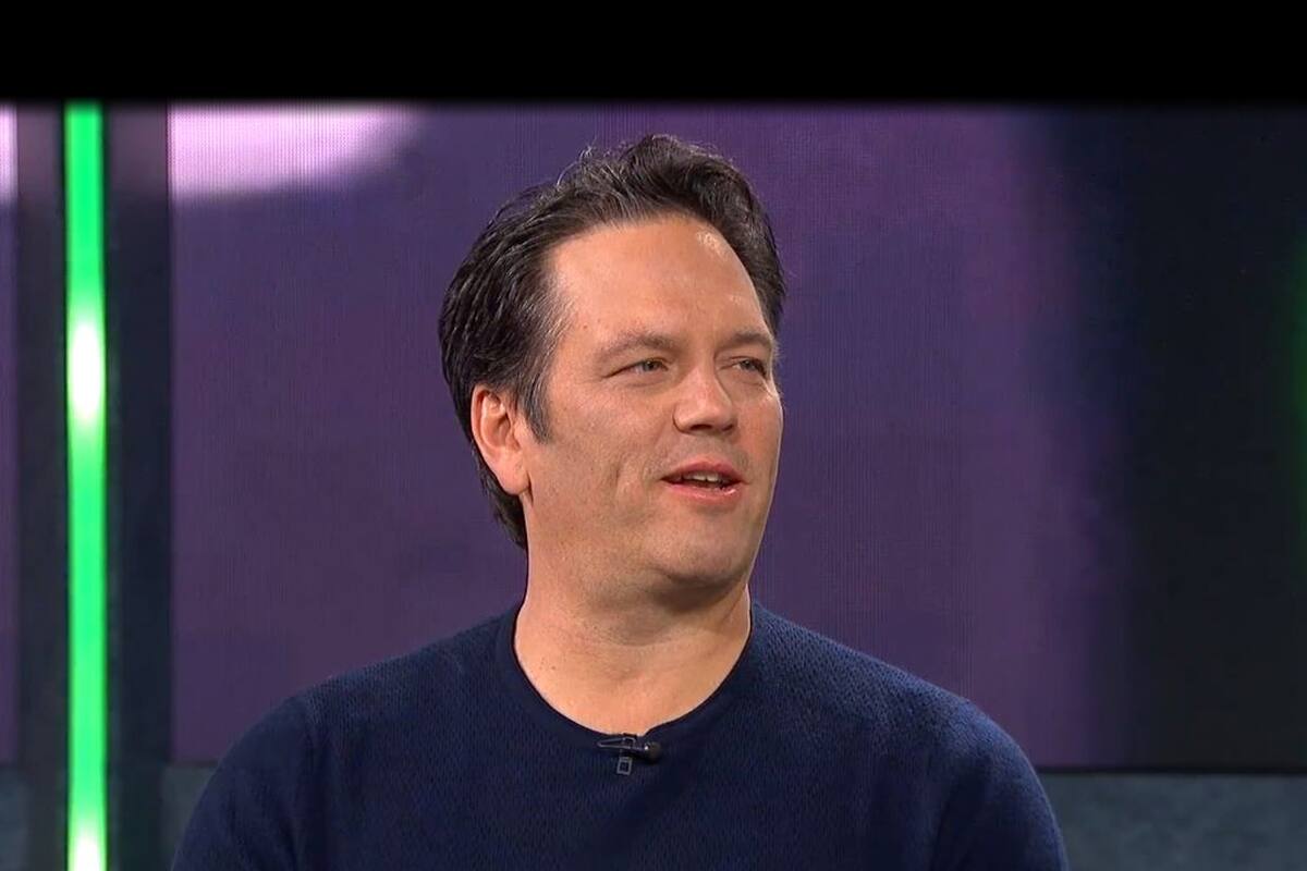 Phil Spencer ya está jugando Project Scarlett en su casa