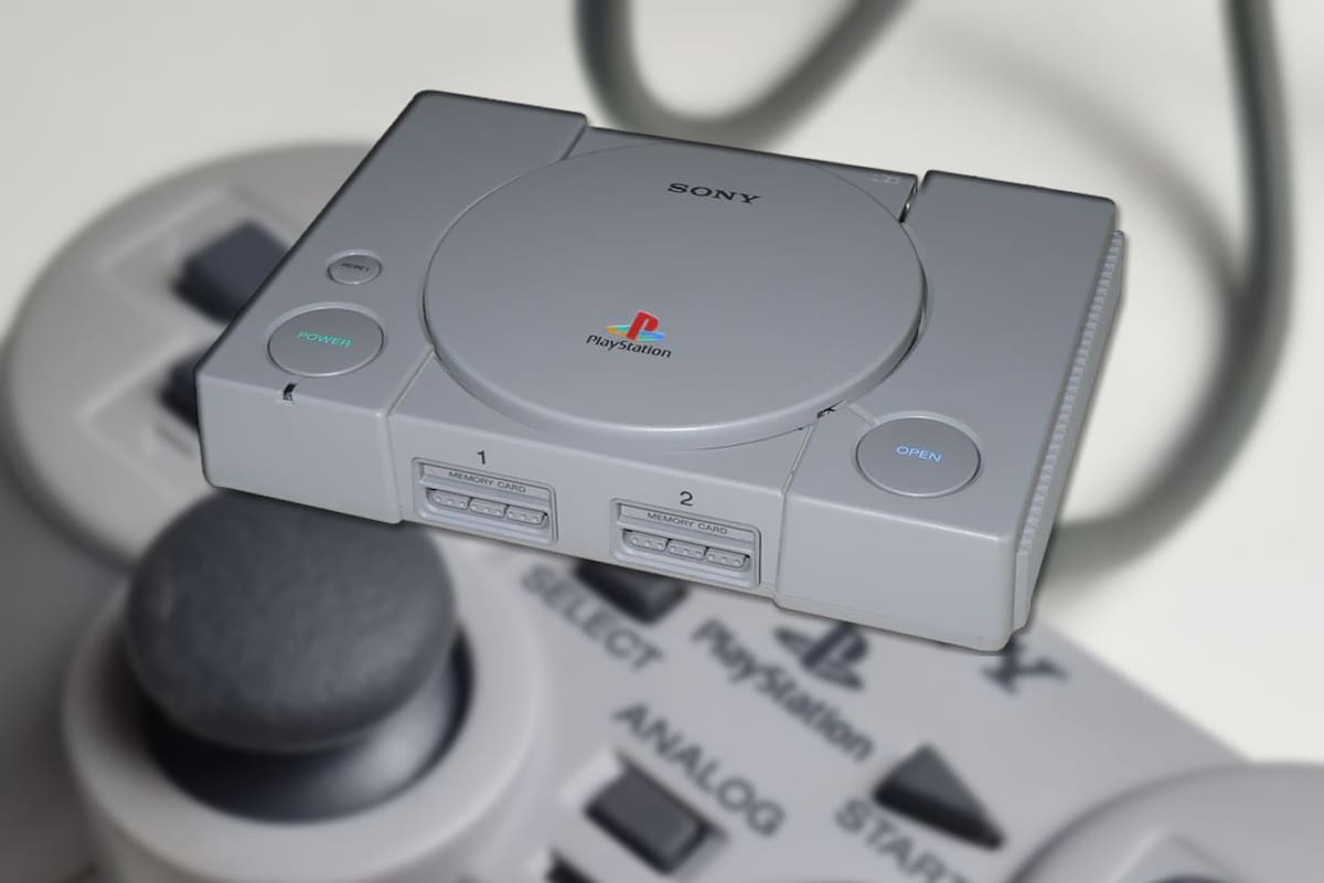 Inside the PlayStation PUGA: The DualShock That Packed a Full PS1 and Why Sony Pulled the Plug.