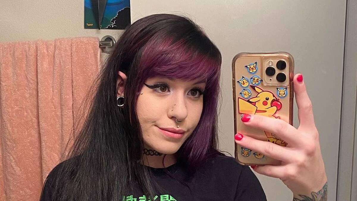 Pokeprincxss tuvo que cambiar su apodo y pagar por los artículos que vendió previo a esta situación