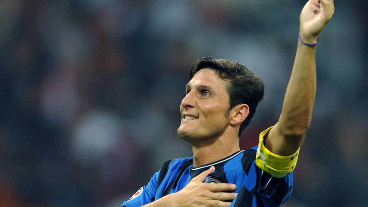 Pronto podrás conseguir a Rudd Gullit y a Javier Zanetti en el título de futbol