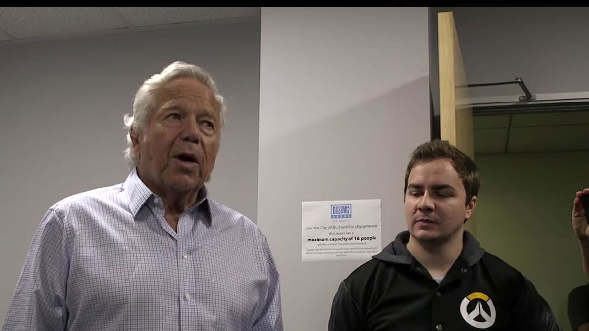 Robert Kraft ha sido imputado con 2 cargos relacionados con prostitución