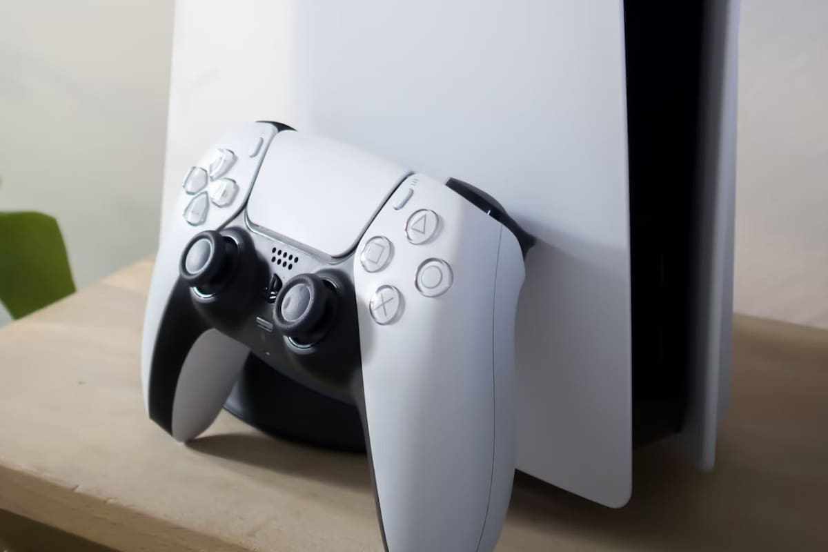 Mientras escena jailbreak de PlayStation 5 crece rápidamente, Sony paga miles de dólares a usuario que encontró una importante vulnerabilidad en la consola