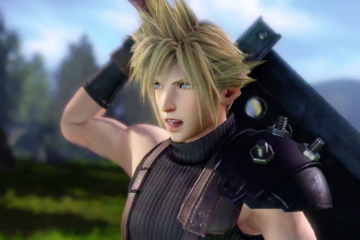 Observa a Cloud Strife en Dissidia Final Fantasy