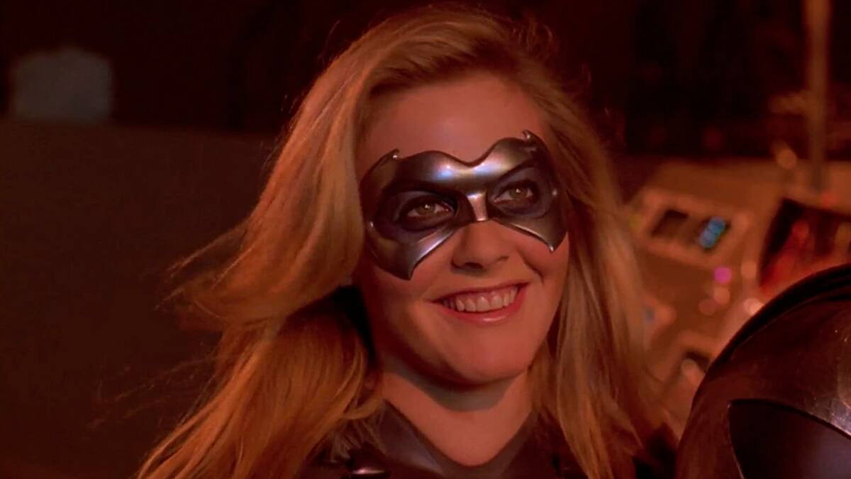 Te compartimos las palabras de la actriz que interpretó a la heroína en Batman & Robin