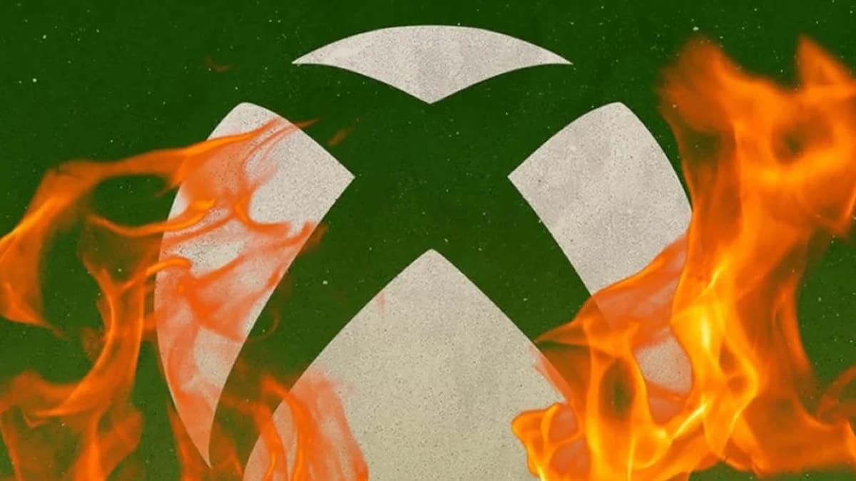 XBOX logo en llamas