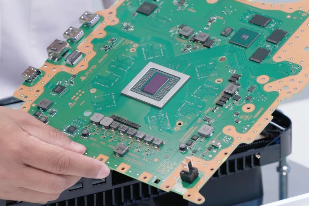 Sony explica que usó metal líquido para reducir el costo del PlayStation 5